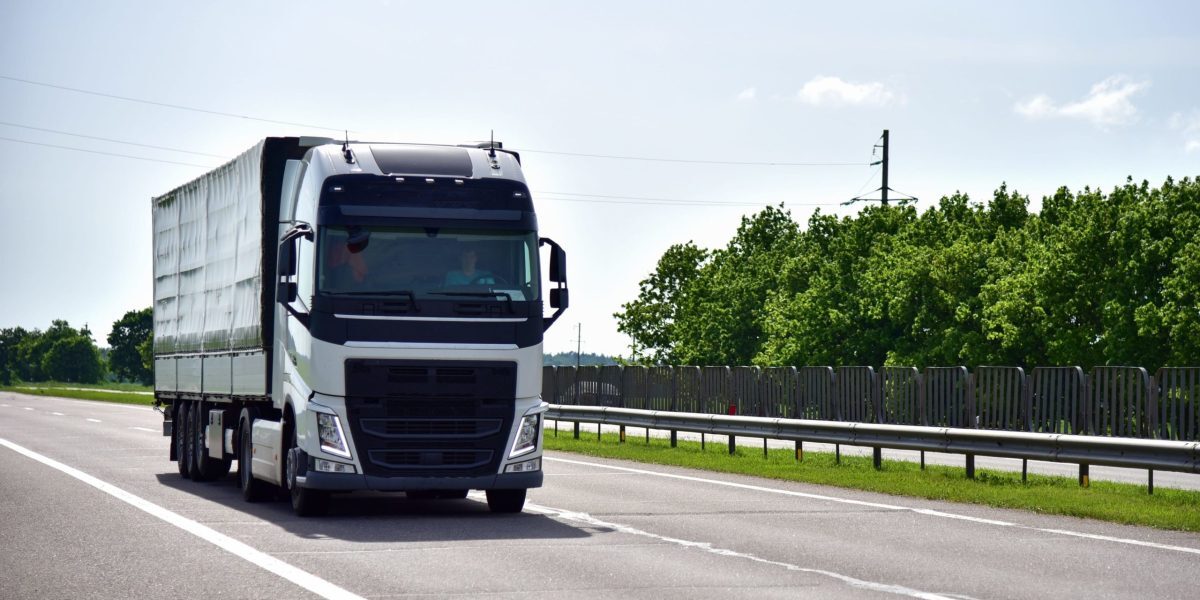 TollRo pornește mai devreme: Când plătesc transportatorii taxa de drum