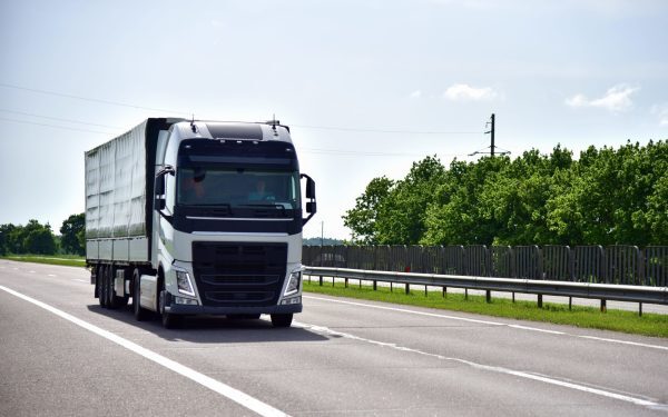 TollRo pornește mai devreme: Când plătesc transportatorii taxa de drum