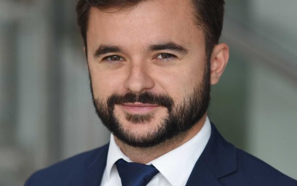 România, lider servicii afaceri: 35,5 mld euro la economie