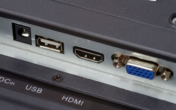 Televizoarele viitorului: 16K, 240 Hz și noul cablu revoluționar