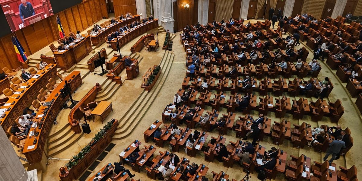 PNRR, SAFE, votate în scandal. AUR și SOS, contra decarbonizării