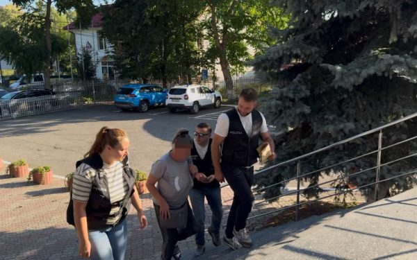 Botoșani: Soție suspectată de crimă și îngropare în curte