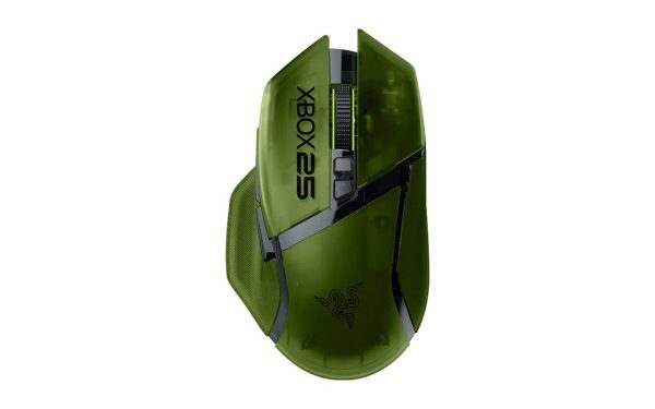 Xbox, 25 de ani: accesorii retro în verde strălucitor