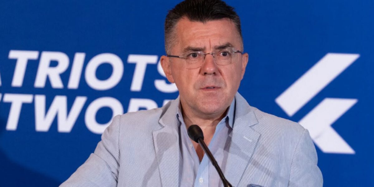 AUR înțepenit de Parteneriatul Civil: Dungaciu trimite ideea la colegi