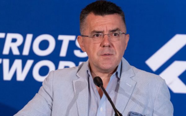 AUR înțepenit de Parteneriatul Civil: Dungaciu trimite ideea la colegi