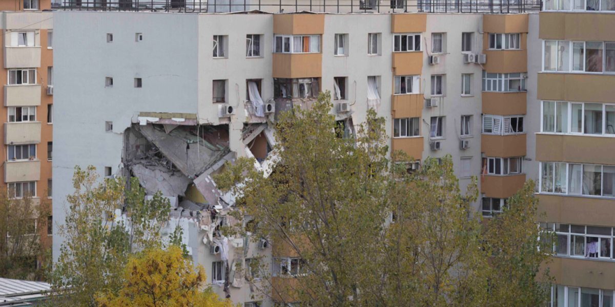 Rahova: Oameni fără case după 10 luni. Ciucu promite expertiză