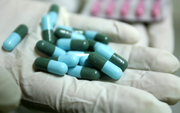 Industria farmaceutică, disperată: Nu ne tăiați curentul, România riscă penurie