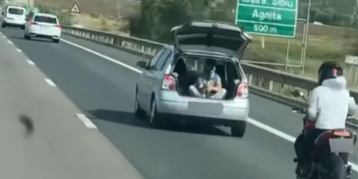 Accident A1 Sibiu: Tinerii filmați în portbagaj, manevră periculoasă
