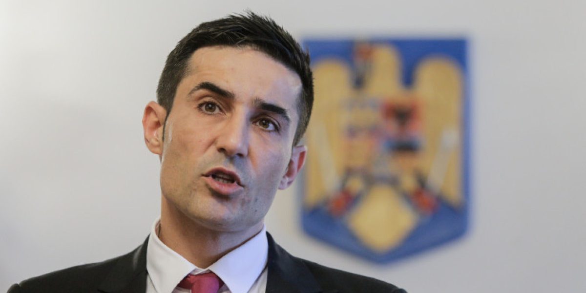 Manda, către Bolojan: „E timpul să plecați și dumneavoastră”