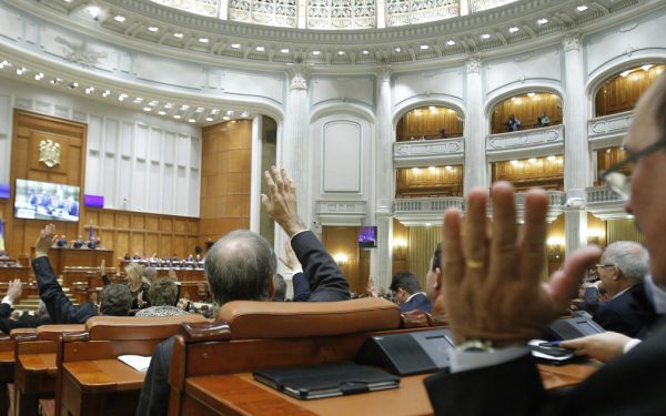 Legea Integrității: Digitalizare declarații respinsă. Politicienii refuză
