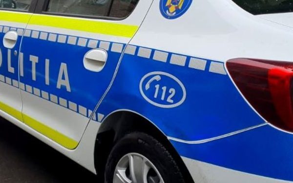 Hoț de telefoane, prins la volan: Polițiștii l-au uimit ce-au găsit