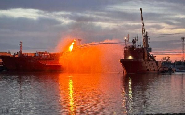 Atac la Izmail, lângă România. Incendiu la port