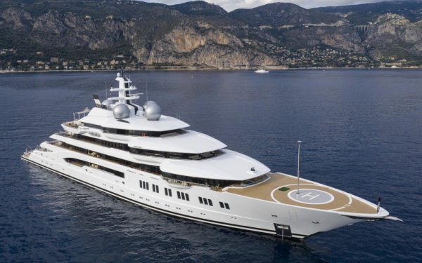 Amadea, de la oligarh la miliardar: Cât a costat și ce planuri are noul stăpân