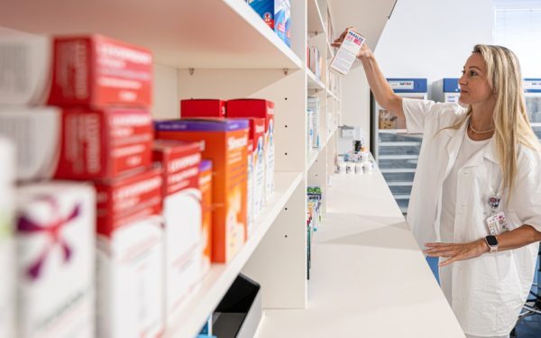 Farmaciștii fug din țară. Sănătatea e în pericol