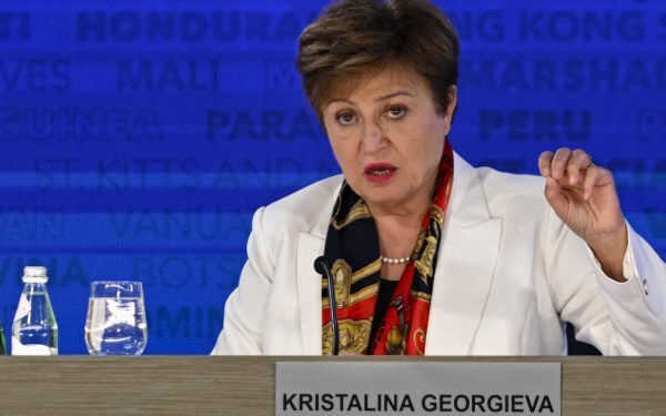 Economia mondială, provocată de Iran, dar FMI avertizează de șoc energetic
