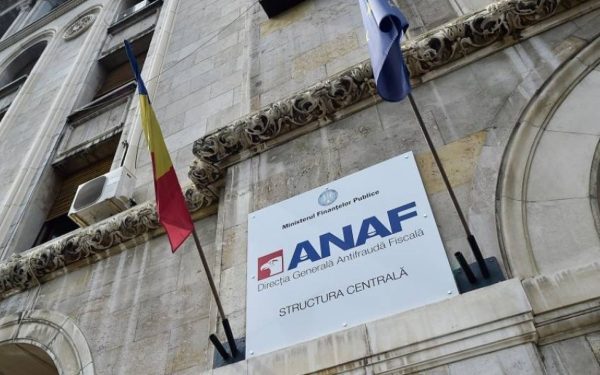Popriri ANAF 2026: Conturi blocate la mai multe bănci, cum se întâmplă