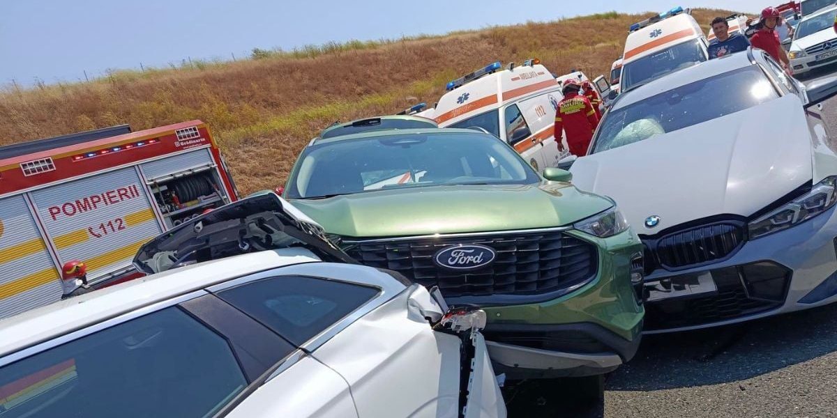 A2 blocată: Carambol, DN1 și DN7 sufocate. Trafic deviat