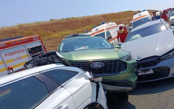 A2 blocată: Carambol, DN1 și DN7 sufocate. Trafic deviat