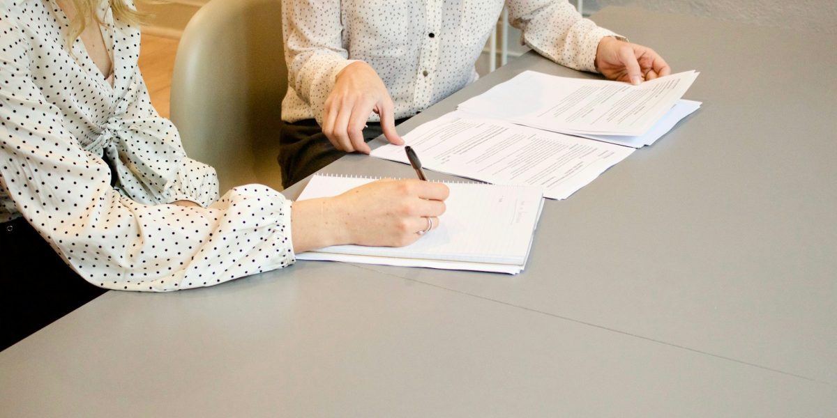 Cadastrul: 5.000 de tranzacții blocate, băncile intervin