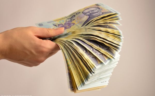 ROMSPȚSA: 532.000 de euro primă de pensionare pentru un angajat