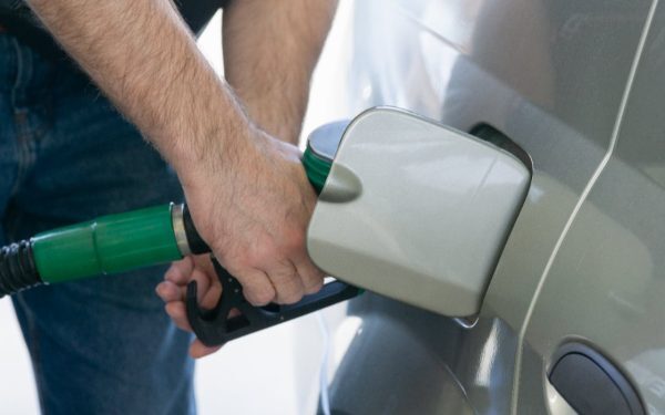 Benzină și motorină sâmbătă: prețuri în București, Iași, Cluj, Timișoara, Constanța