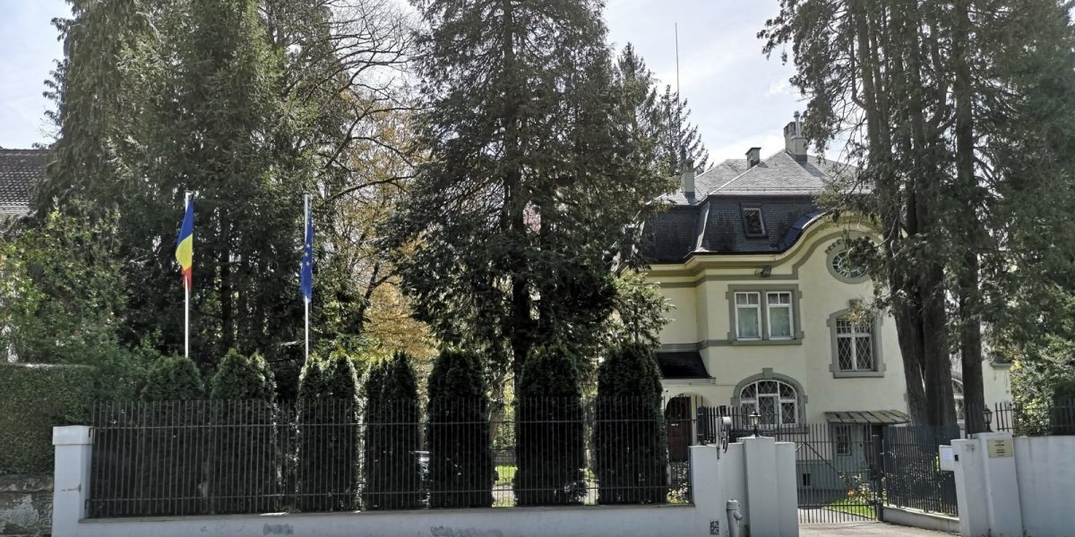 Ambasada României la Berna, vizată de un atac incendiar