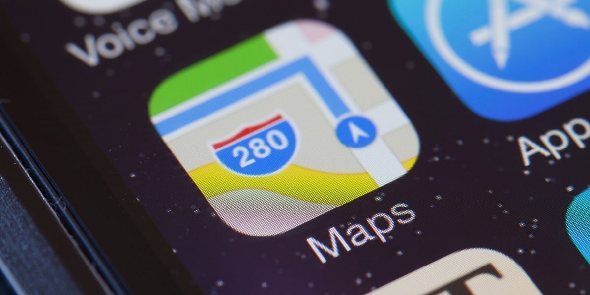Apple Maps bagă reclame pe iPhone: unde le vezi