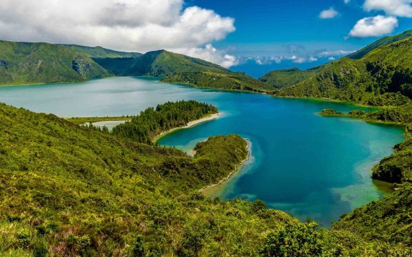 Azore: Paradisul european ascuns pentru vara ta
