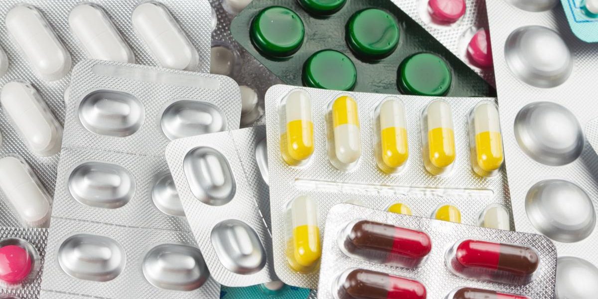 Bolnavii de cancer, disperați: 3 medicamente lipsesc, 8 cu probleme grave