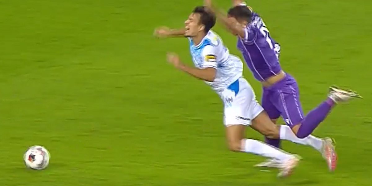 Craiova – FC Argeș: Penalty cerut, VAR-ul validează decizia lui Szabolcs Kovacs