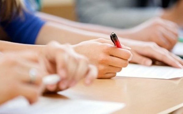 Bacalaureat de toamnă: Peste 33.000 încep Româna luni