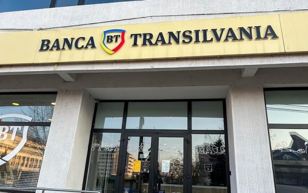 Banca Transilvania, împrumut de 71,4 mil. euro pentru un parc fotovoltaic