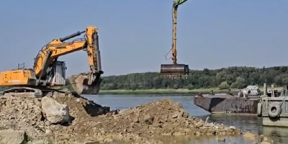 Navele, operațiuni rapide: maxim 4 ore per navă