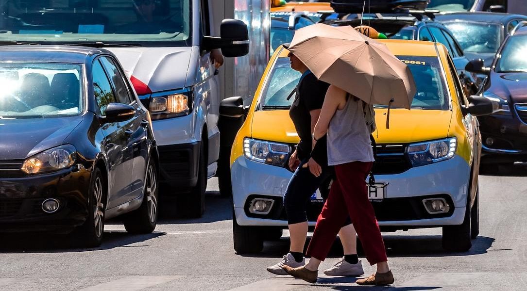 Căldură extremă în România, alertă roșie în vest la 41°C