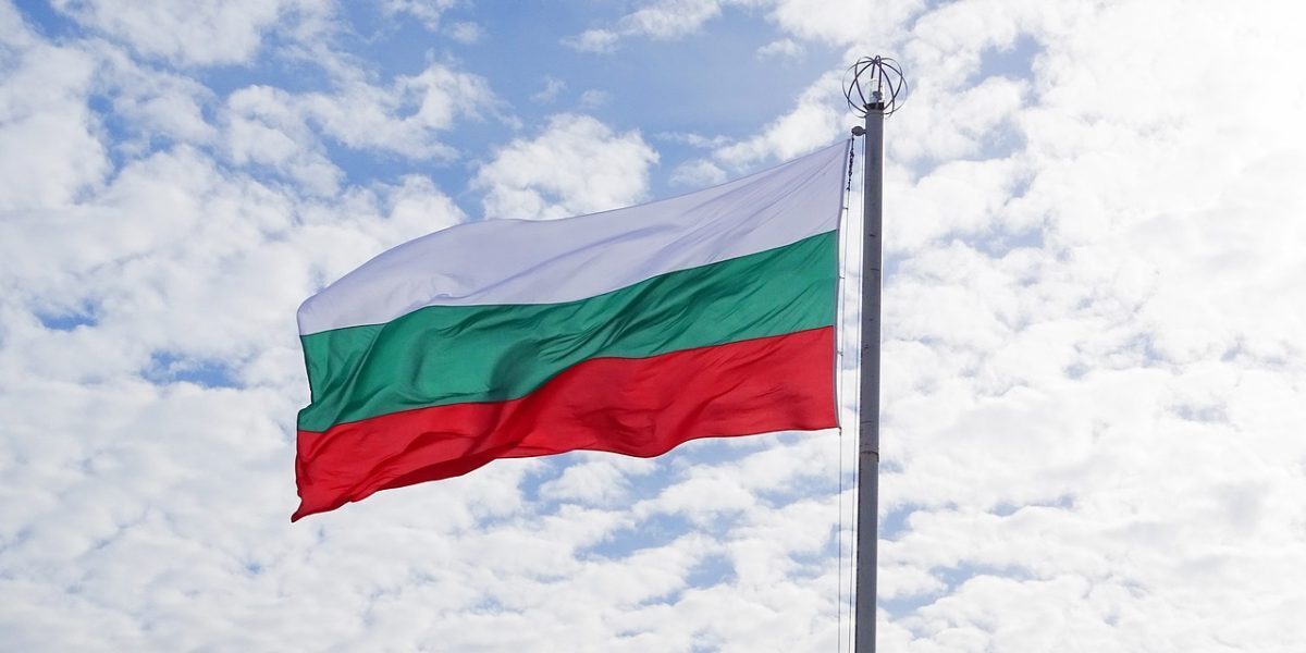 Bulgaria își ia șapte vânătoare de mine