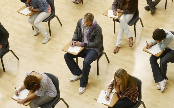 Bac 2027: Competențe în aprilie, scrise din 14 iunie. Reguli noi