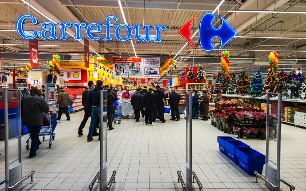 Carrefour România, sub Pavăl: licență franceză, pact cu localnicii
