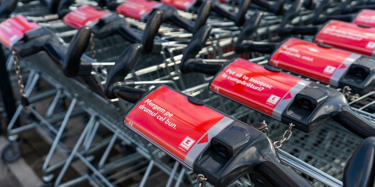 Hipermarket: Cât de mult ajută locurile de muncă