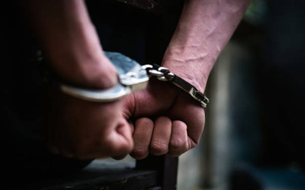 Dâmbovița: Agresor sexual, trimis în arest pentru fapta din parc