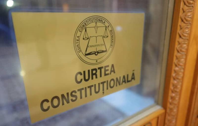 Președintele Dan, atac la CCR pe legea integrității! Averea soților vizată