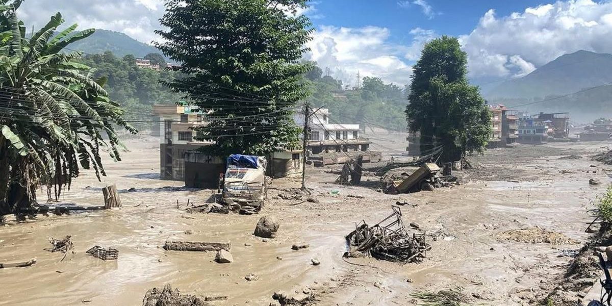 Viituri Nepal-Tibet: Cutremur sau altceva?