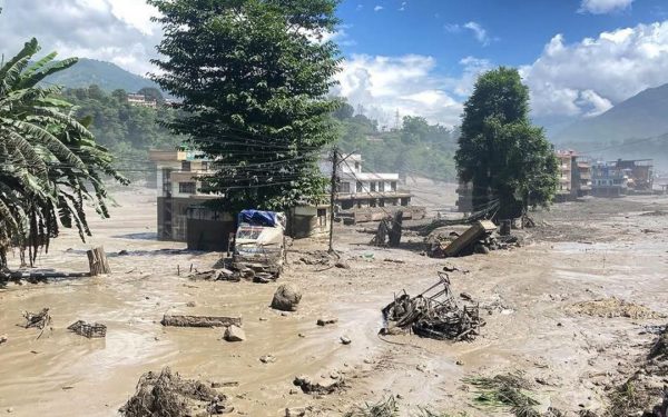 Viituri Nepal-Tibet: Cutremur sau altceva?