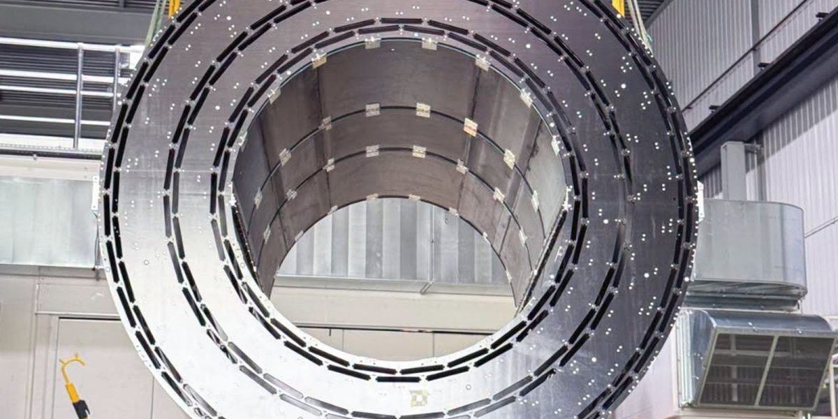 Piesa-cheie pentru CERN a ajuns la Geneva