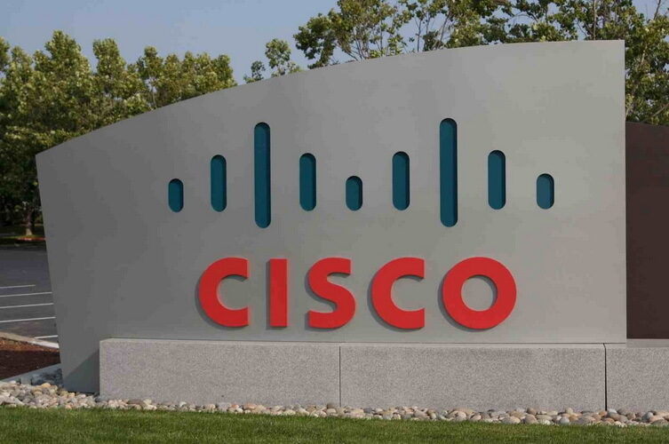 Cisco, venituri record, dar acțiunile cad: Investitorii resping gigantul american