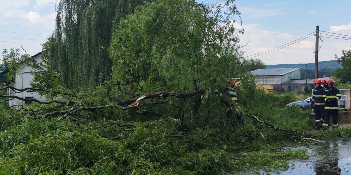Arșiță și furtuni! Unde lovește vremea extremă în România
