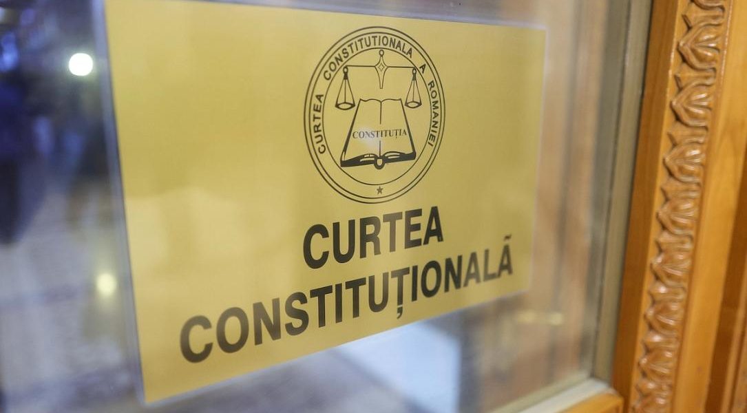 PNL și USR contestă Legea Integrității la Curtea Constituțională