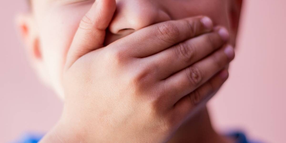 De ce mint copiii? Psihologii dezvăluie secretele părinților