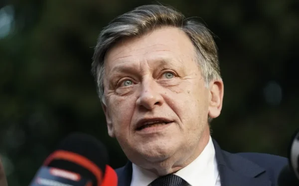 Antonescu, lovitură pentru Simion: Georgescu conduce AUR psihologic