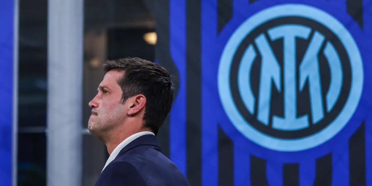 Chivu dă afară un jucător, îl trimite la o rivală din Serie A