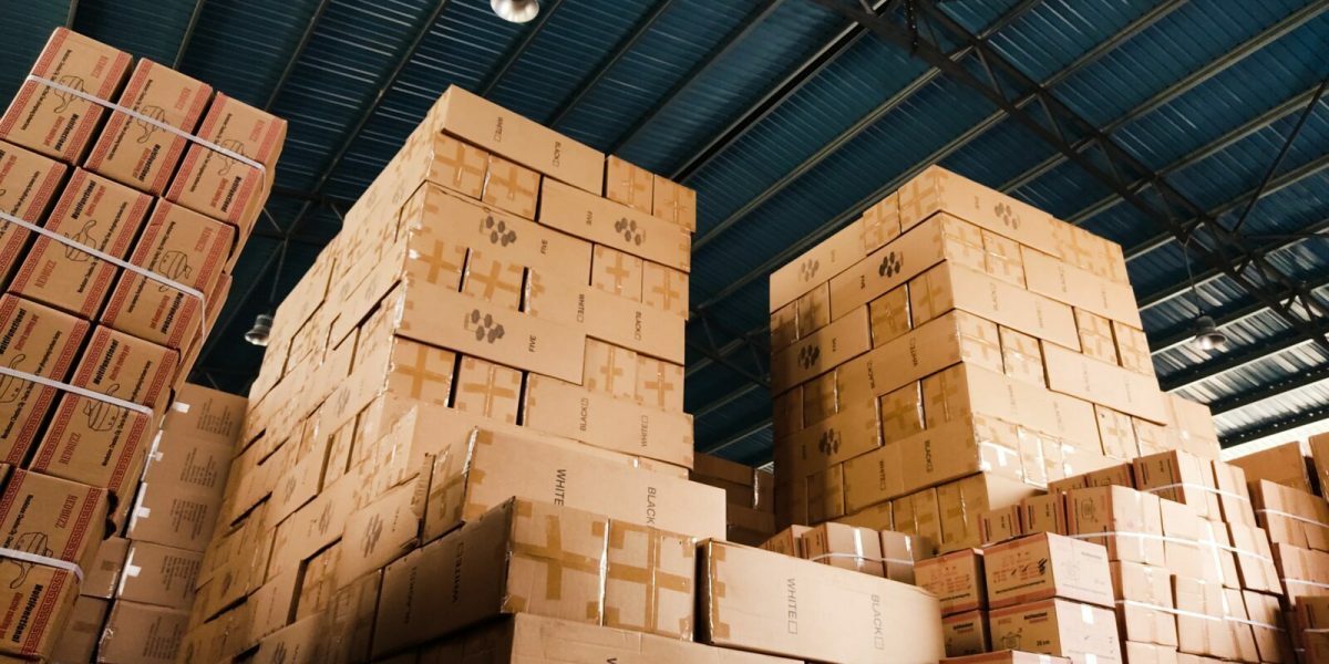 UE schimbă regulile pentru ambalaje. Ce se întâmplă acum